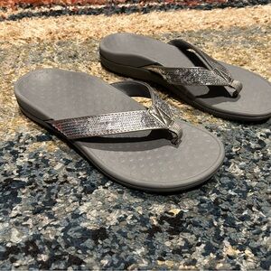 Vionic Silver Embellished Women's Sandals